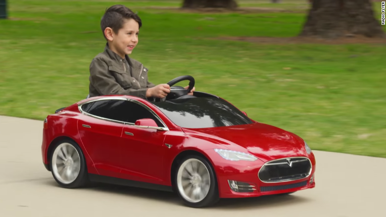 دراسة جدوى تأجير سيارات الأطفال الكهربائية